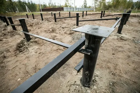 Установка свайного фундамента